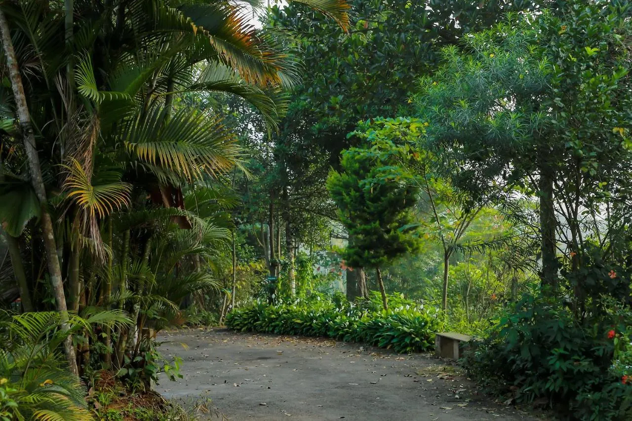 Kudajadri Drizzle Homestay Kaniyāmbetta 0*,